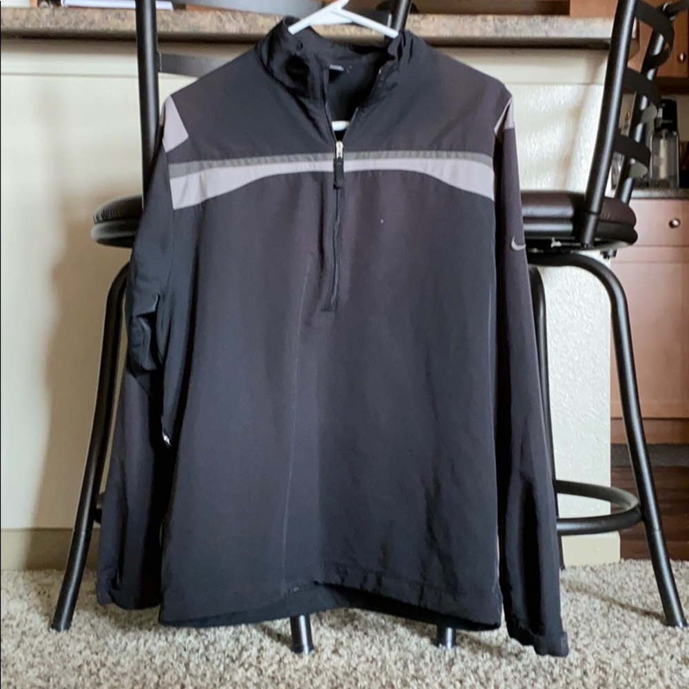 Nike Golf 1/2 zip Shield jacket